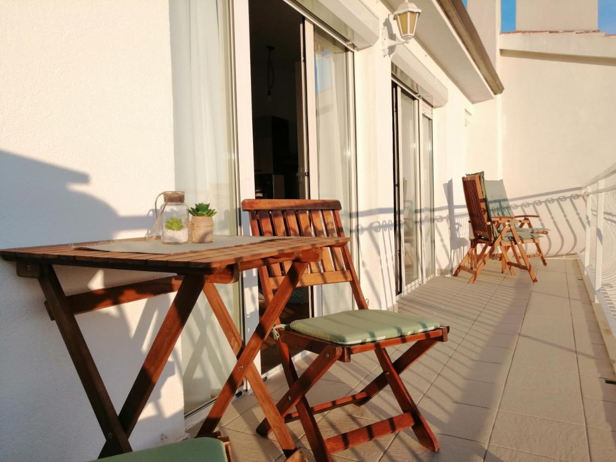 Apartment Near The Sea-Self Check-In Подстрана Екстериор снимка