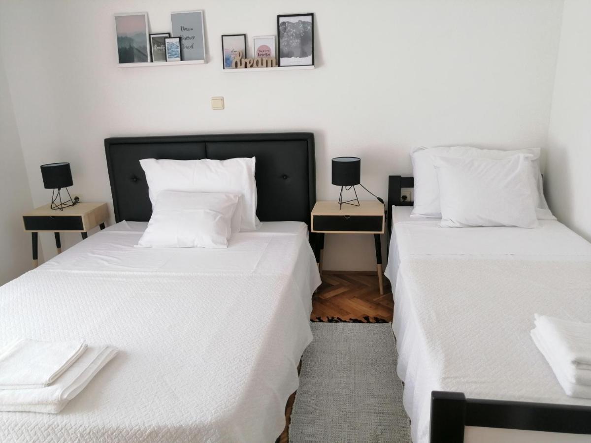 Apartment Near The Sea-Self Check-In Подстрана Екстериор снимка