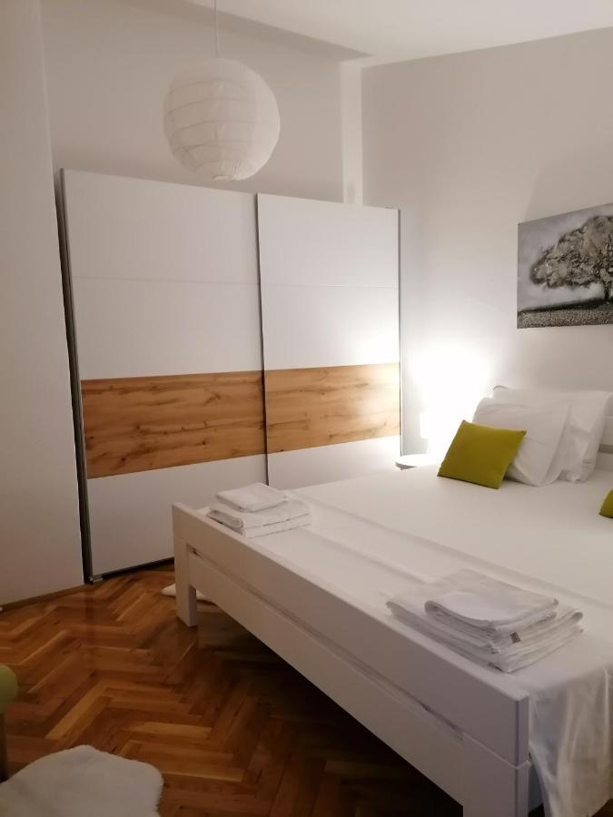 Apartment Near The Sea-Self Check-In Подстрана Екстериор снимка