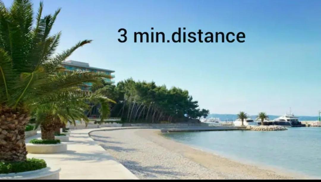 Apartment Near The Sea-Self Check-In Подстрана Екстериор снимка