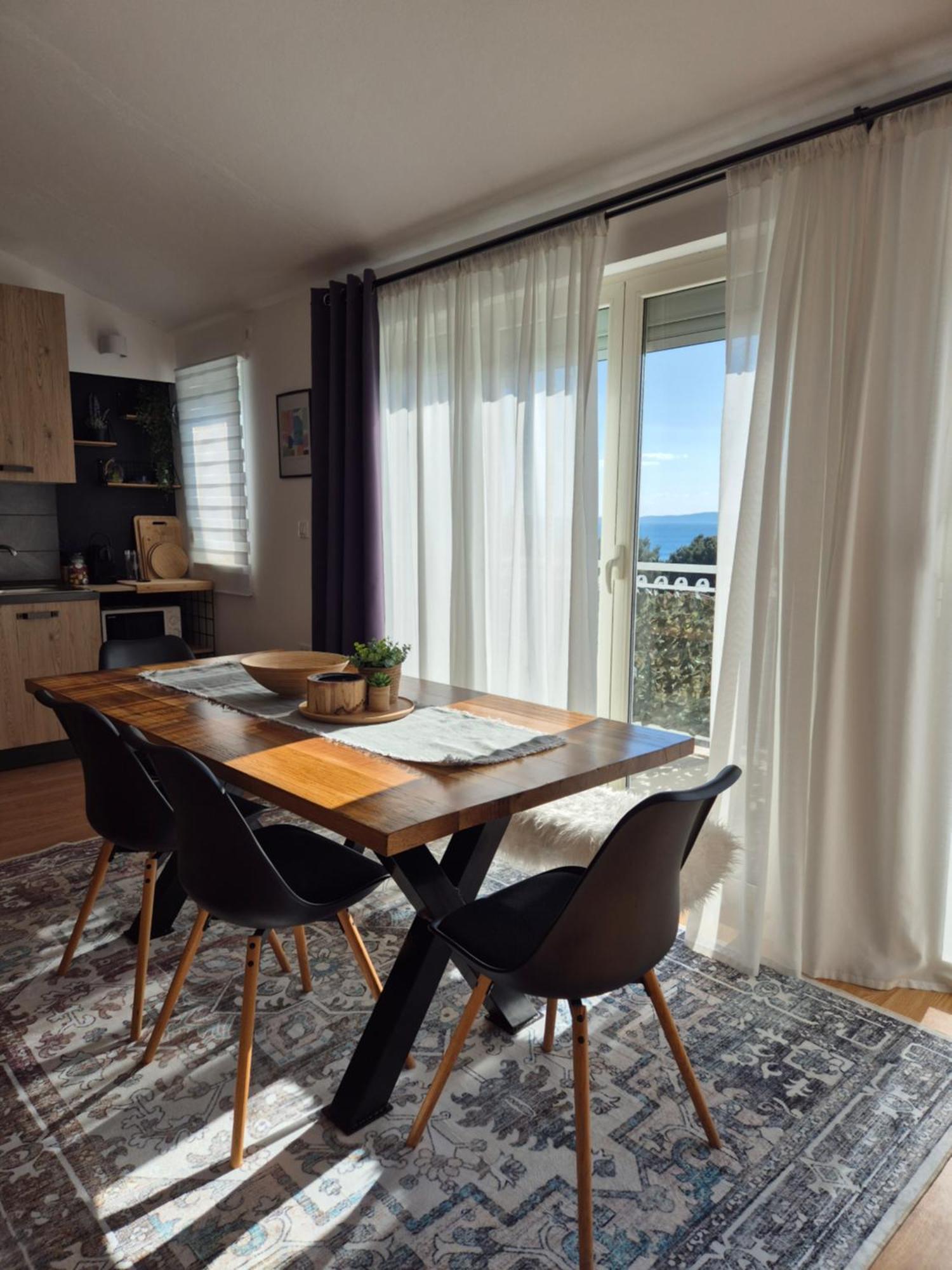 Apartment Near The Sea-Self Check-In Подстрана Екстериор снимка